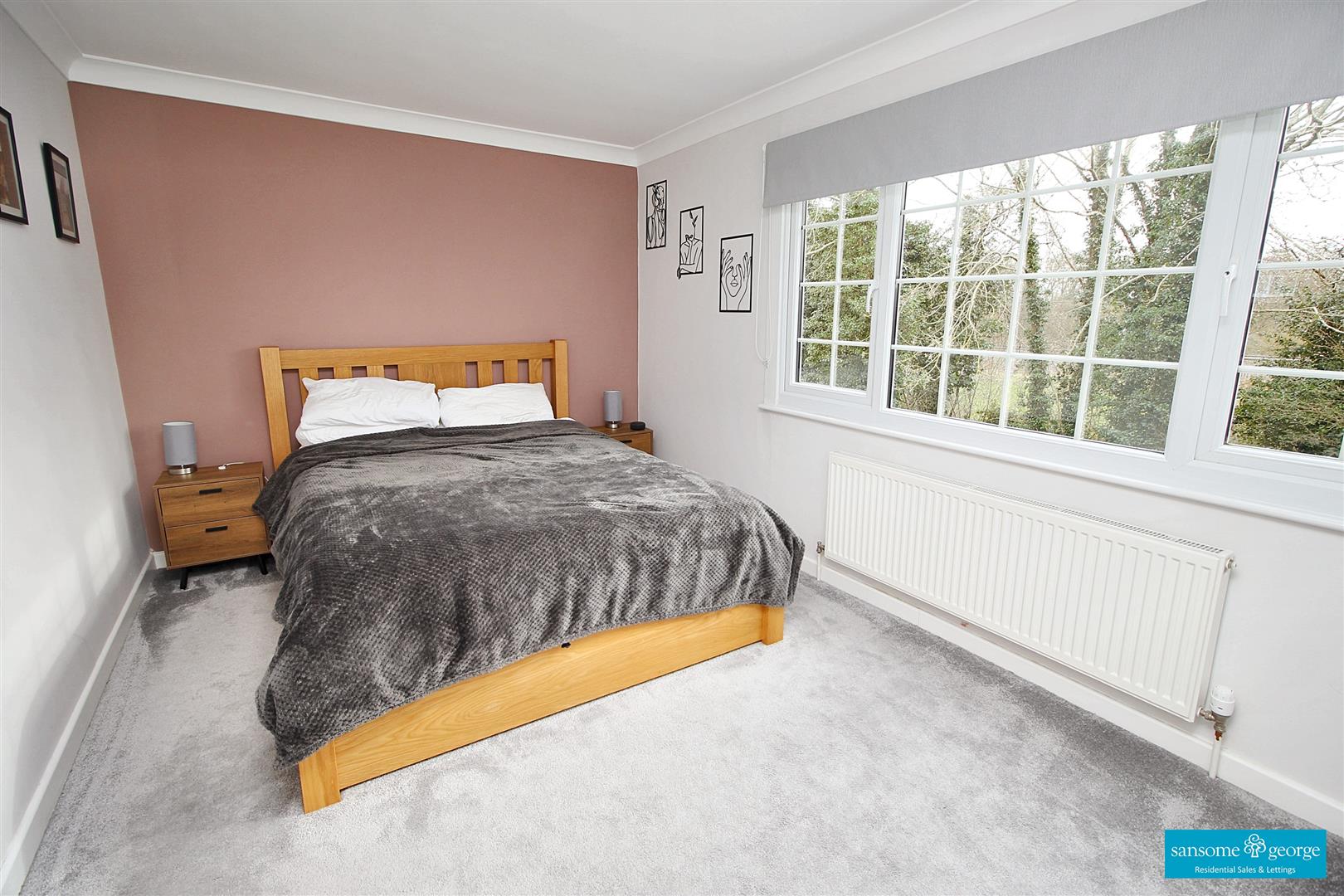 Tadcroft Walk, Calcot, Reading